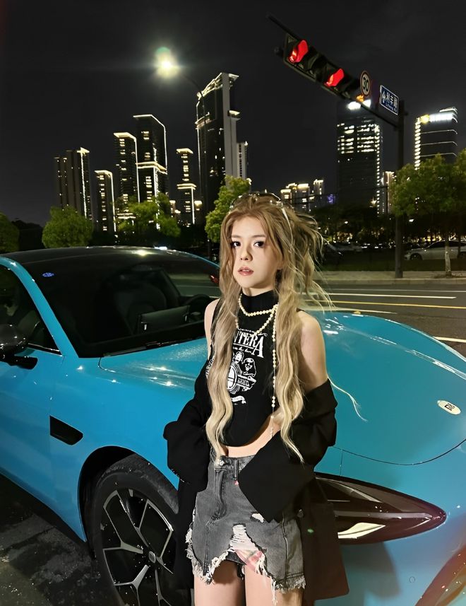 质量都这么高的吗？仙女也就长这样吧不朽情缘登录小米SU7的美女车主(图8)